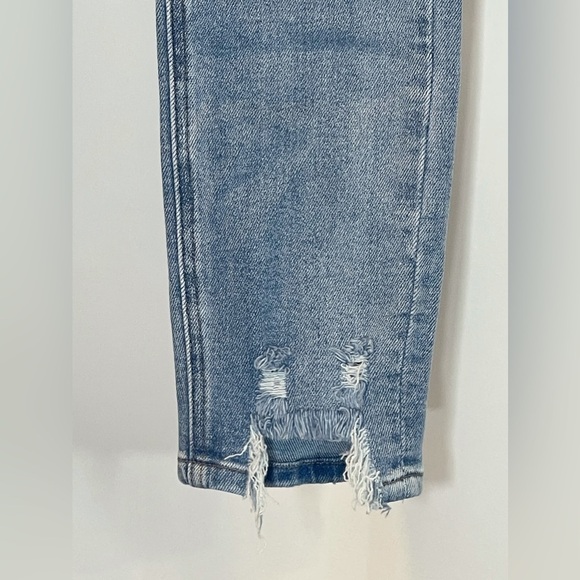 I & M Black Label High-Rise Distressed Skinny Jeans Juniors 7 - Picture 3 of 13